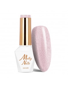 Molly Nails Winter...