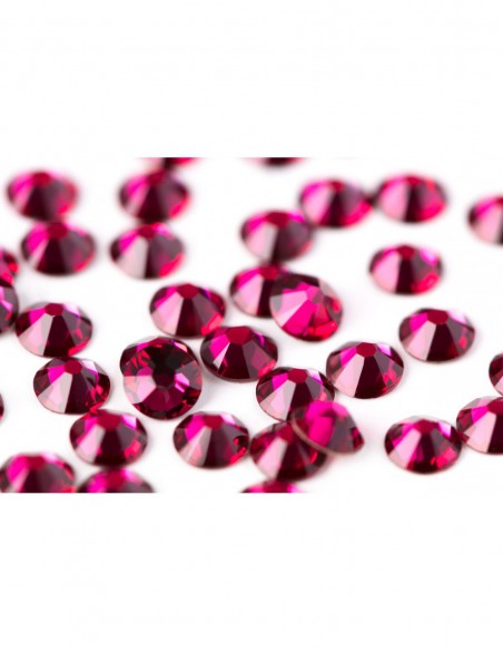 Krystaller Swarovski Ruby ss10